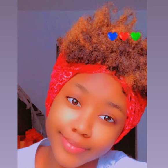 Meet your Posher, Idaya - Picture 1 of 1